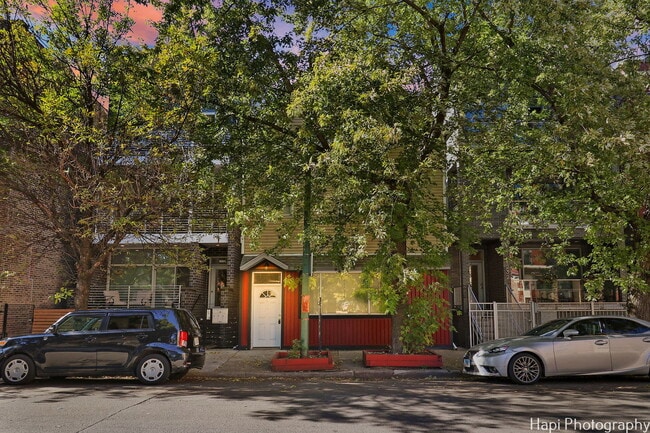 Building Photo - 1228 N Noble St