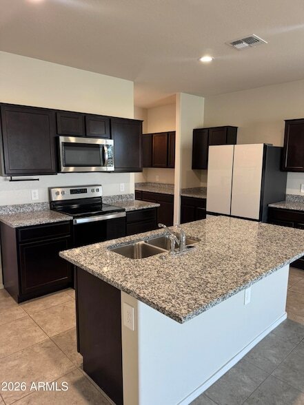Foto del edificio - 24718 N 184th Ln