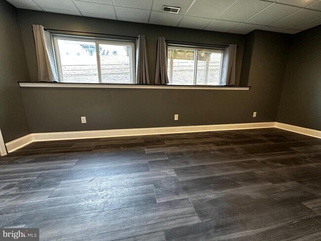 Foto del edificio - 2732 Shelburne Rd