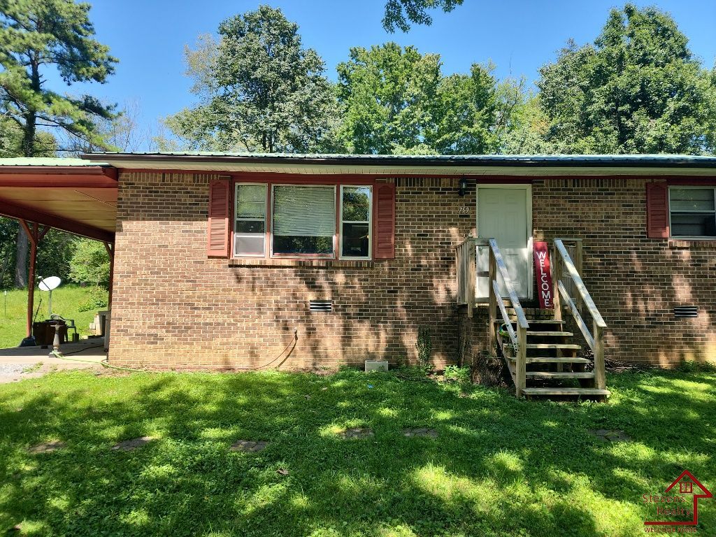 Foto principal - 759 Robinson Rd
