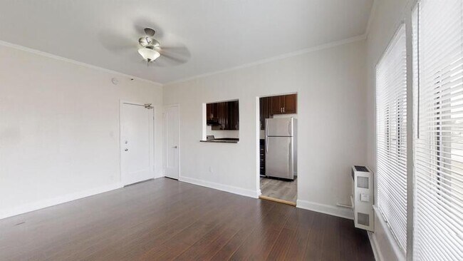 Building Photo - 334 Heliotrope Dr