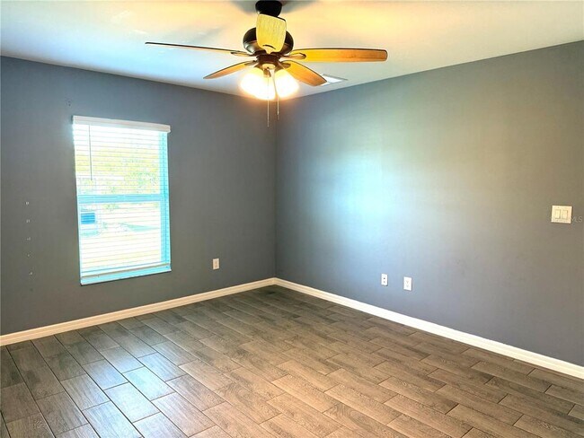 Building Photo - 1263 Somerset St