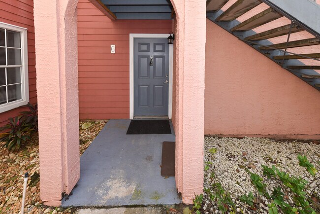 Building Photo - 1345 Crystal Way