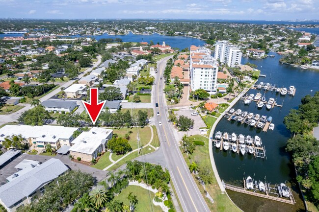 Foto del edificio - 1050 Rafael Blvd NE