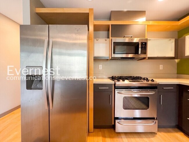 Foto del edificio - 2900 Wyandot St