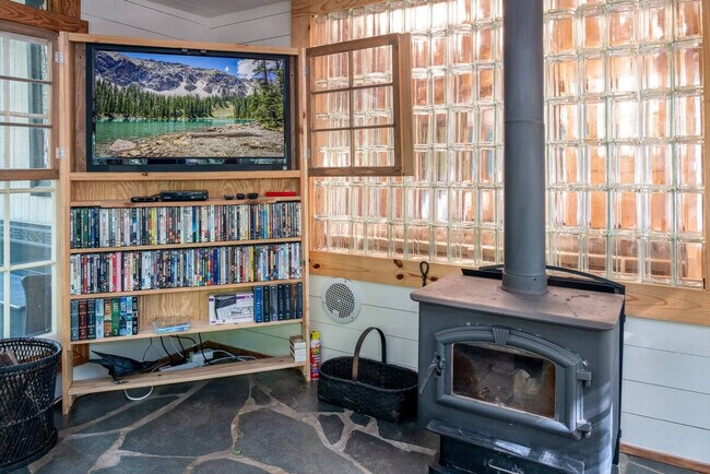 Foto del edificio - 1939 Crawford Dairy Rd