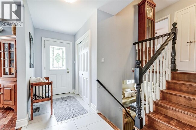 Photo du bâtiment - 5203 Broughton Crescent