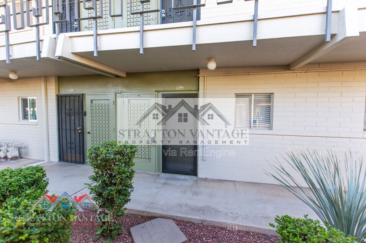 Photo - 6125 E Indian School Rd