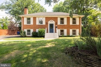 Building Photo - 5002 Talbois Pl
