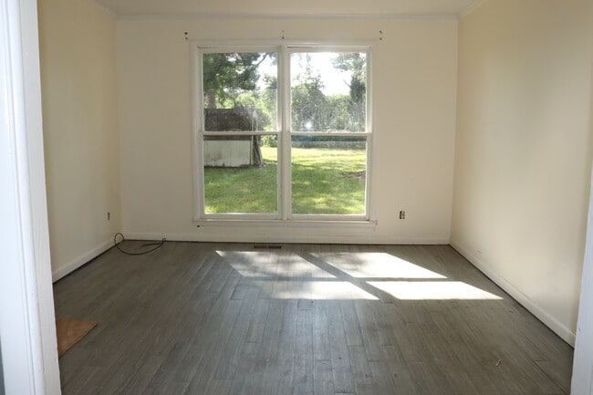 Building Photo - 64 Jewel Ln