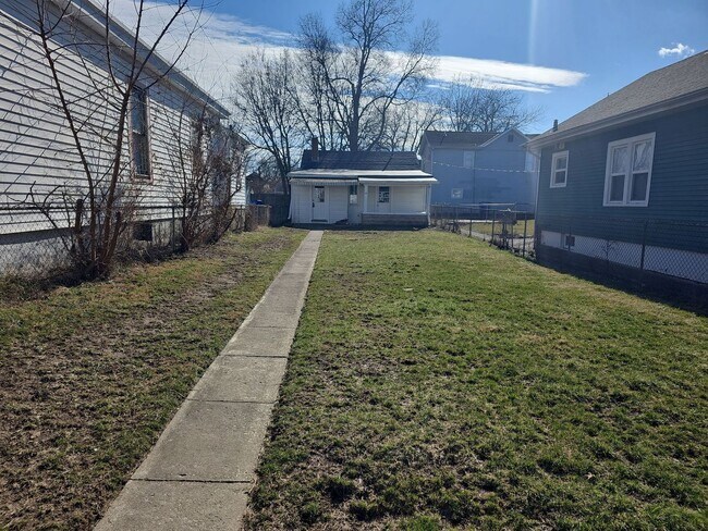 Building Photo - 429 Belle Ave 2BR/1BA (Lindenwald)