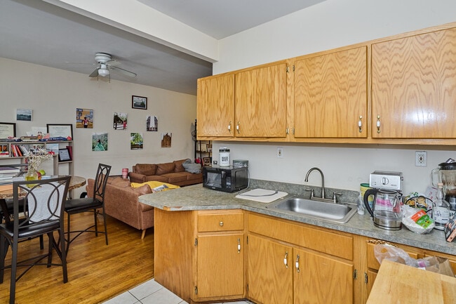 Foto del edificio - 5459 S Everett Ave