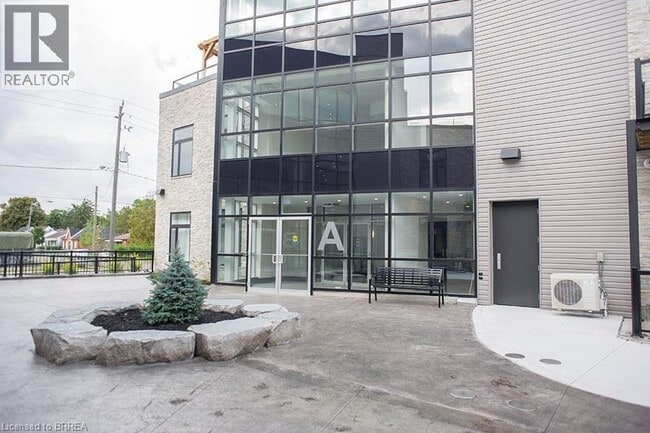 Building Photo - 85A MORRELL Street Unit# 206