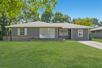 Building Photo - 5870 Reed Rd