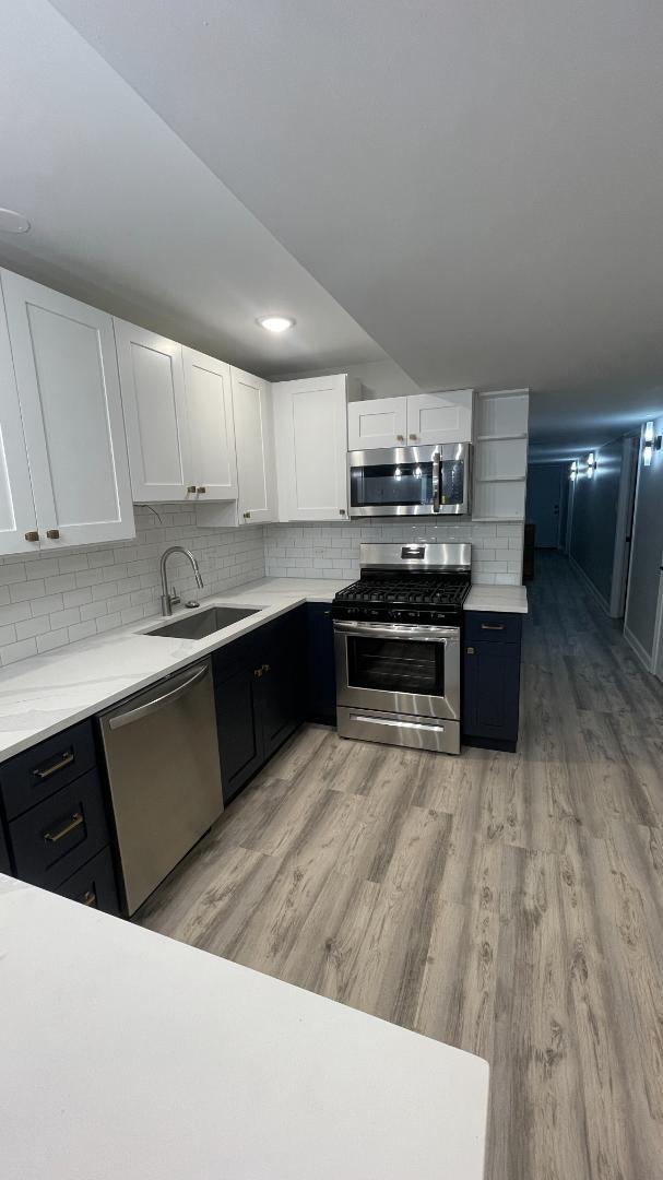 Building Photo - 5536 S King Dr