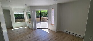 Building Photo - 5642 California Ave SW
