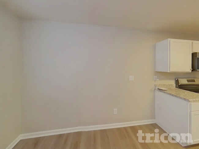 Building Photo - 631 Buckskin Rd