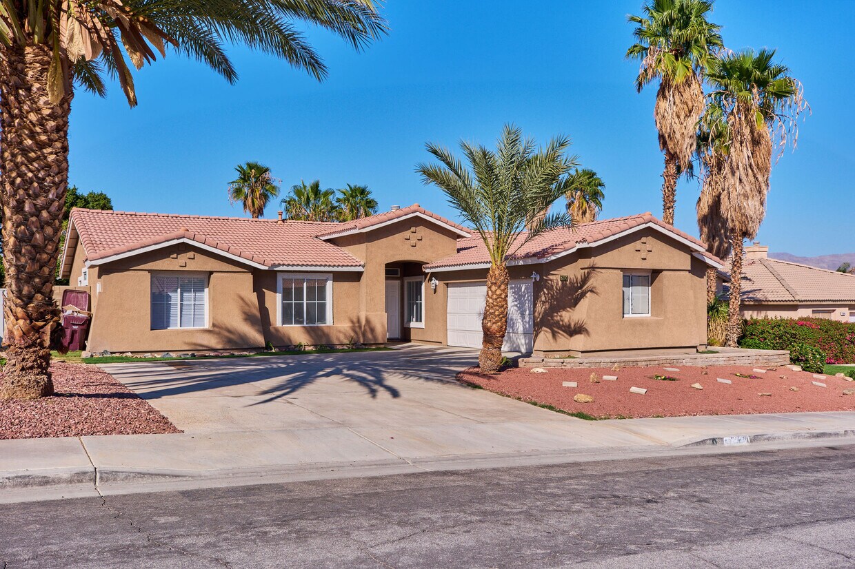Foto principal - 79830 Dandelion Dr