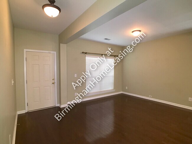 Foto del edificio - 953 Castlemaine Drive