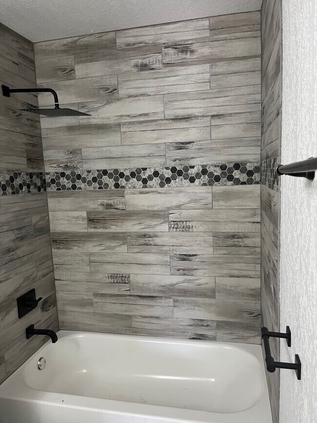 Photo - 4001 Yellowstone Blvd Apartments