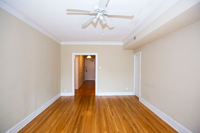 Building Photo - 2247 Ridge Ave
