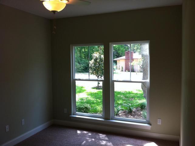 Building Photo - 203 Alconese Ave SE