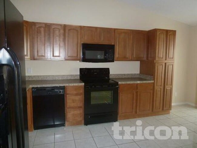 Foto del edificio - 3014 Curry Woods Dr