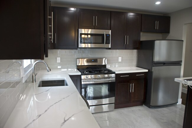 Foto del edificio - 519 Jackson Ave