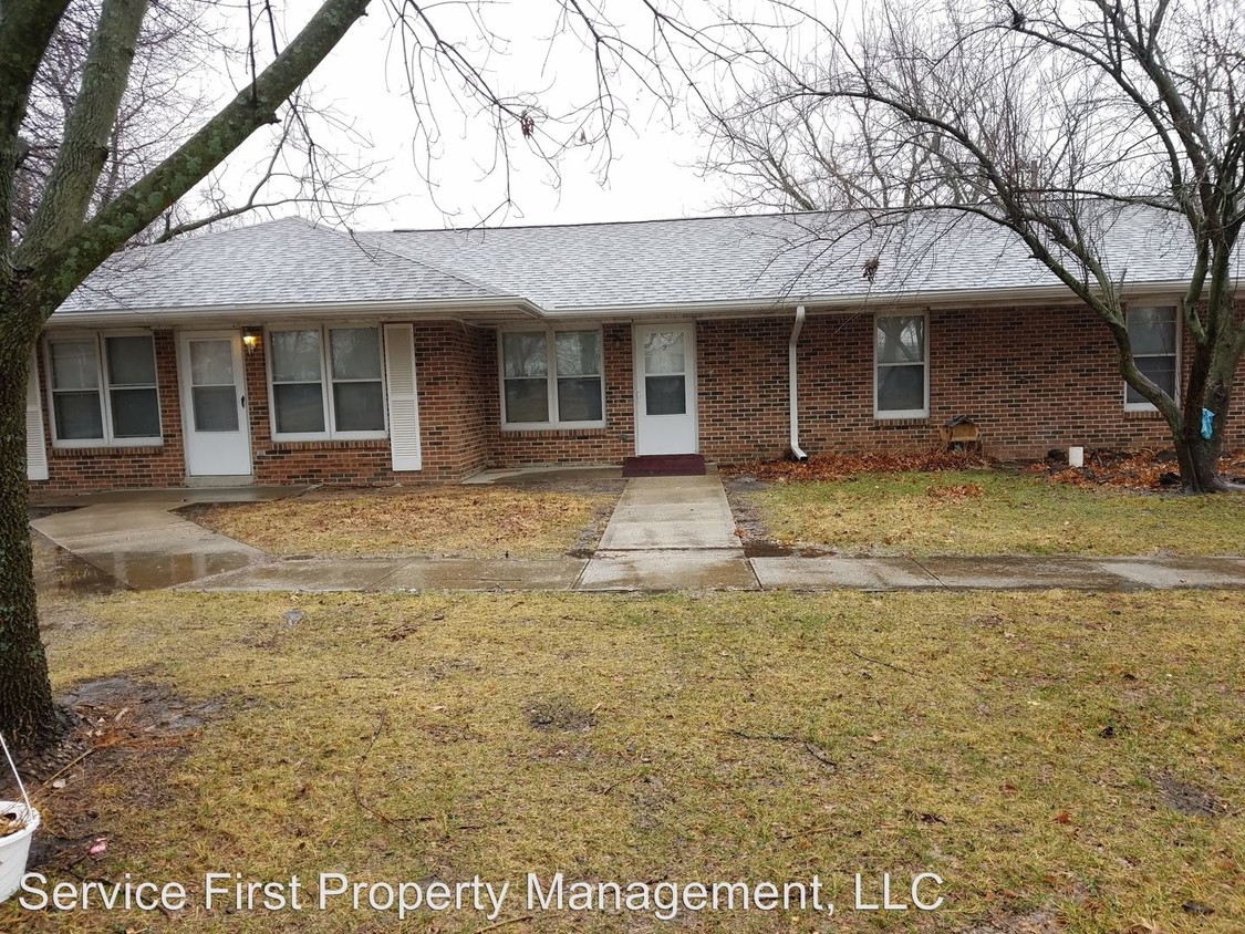 Foto principal - 205 W Summerfield Ave