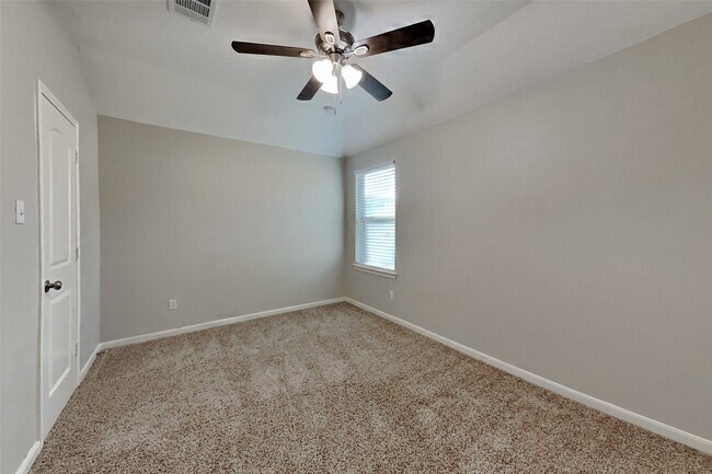 Building Photo - 20602 Birch Rain Ct