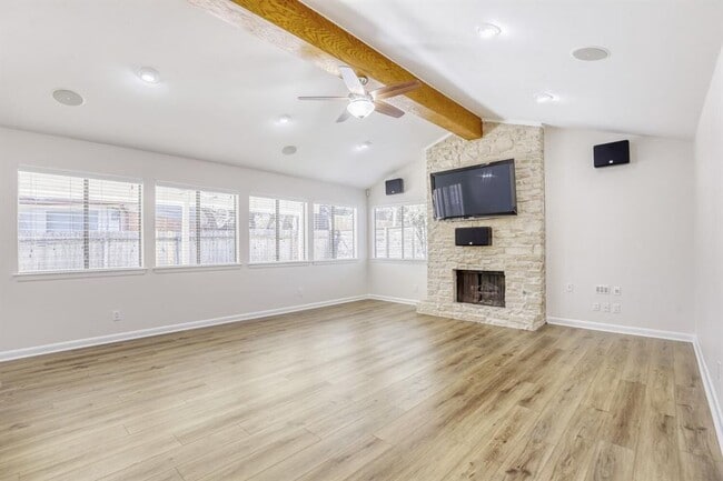 Building Photo - 8126 Ceberry Dr