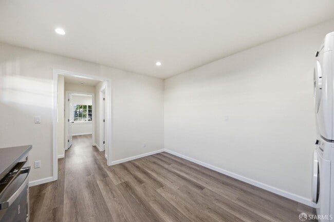 Building Photo - 1942 Peggy Dr