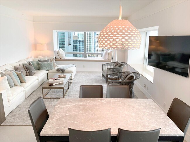 Foto del edificio - 1435 Brickell Ave