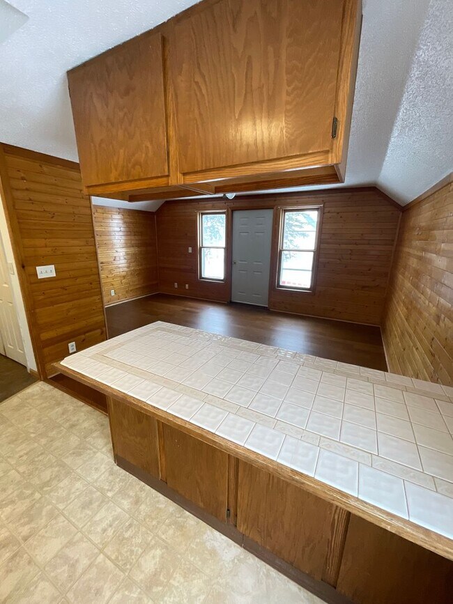 Foto del edificio - 217 N 25th Ave W