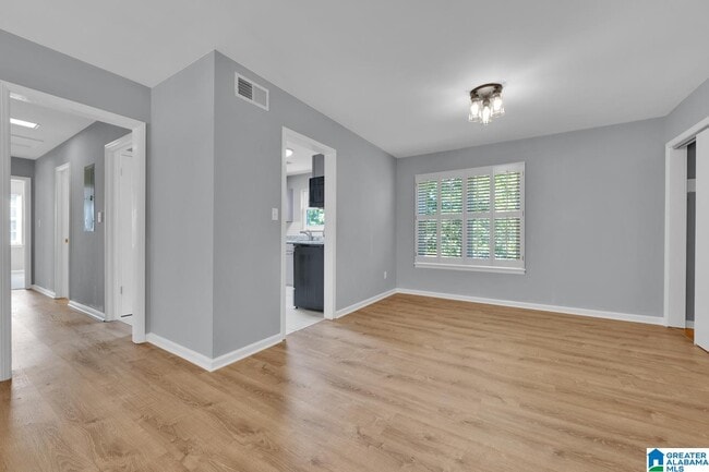 Foto del edificio - 2060 Montreat Dr