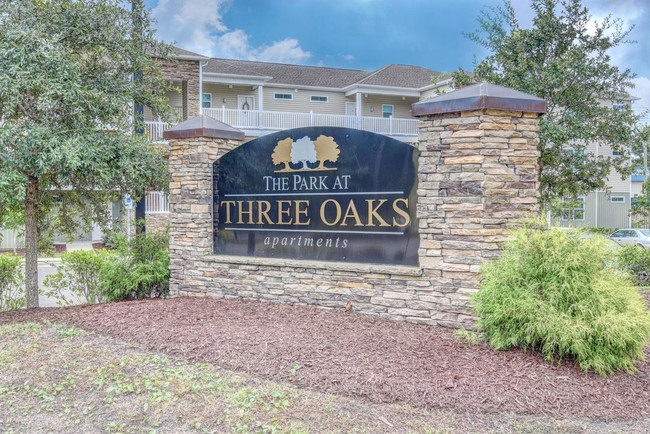 Primaria - The Park at Three Oaks Apartments