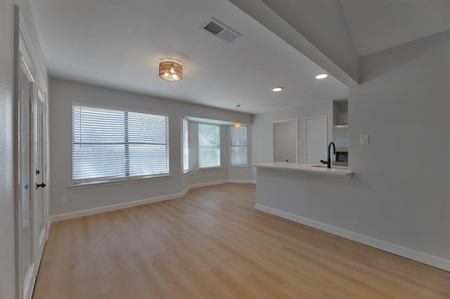 Building Photo - 6816 Stillmeadows Cir S