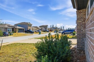 Building Photo - 14251 Big Bnd Dr