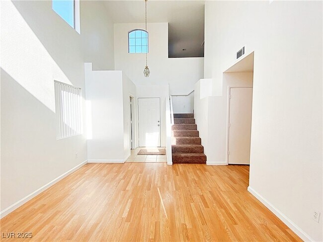 Foto del edificio - 4525 Coronado Hills Way