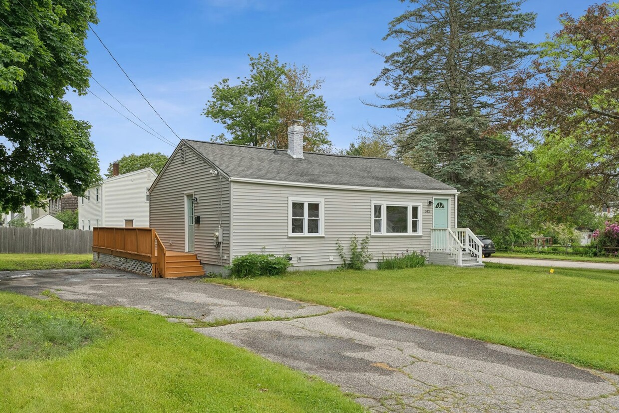 Primary Photo - 343 Ray St