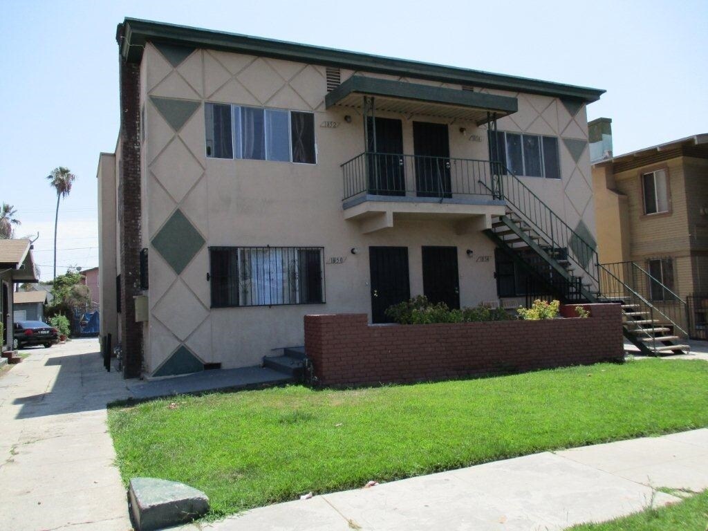 Foto principal - 1852 W 24th St