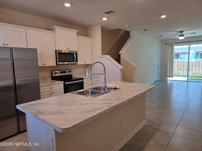 Foto del edificio - 98 Red House Cir