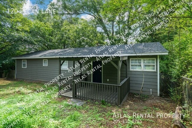 Building Photo - 120 Pecan Ln