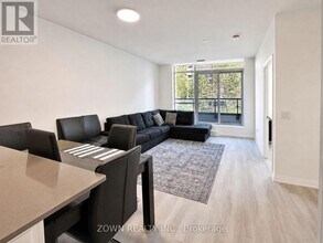 Building Photo - 3270 Sheppard Ave E