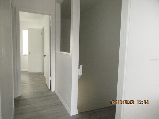 Building Photo - 131 Jones Ln