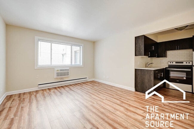 Foto del edificio - 5841 N Winthrop Ave