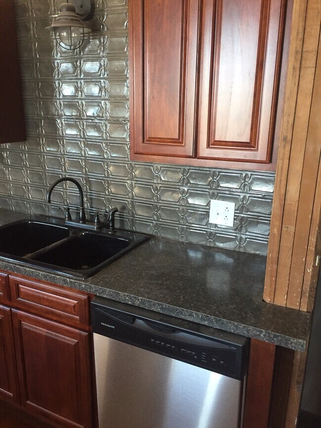 154 W. Second St. Unit 154, Delphos, OH 45833 Apartments in Delphos