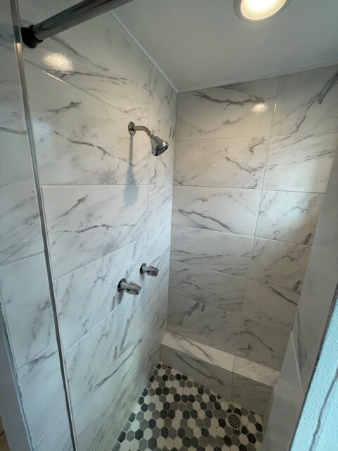 Building Photo - 318 N Soldano Ave