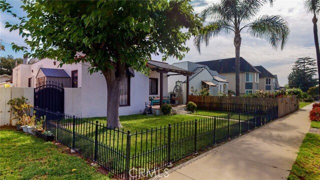 Foto del edificio - 206 W Mountain View Ave