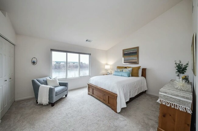 Building Photo - 2549 Arcadia Cir